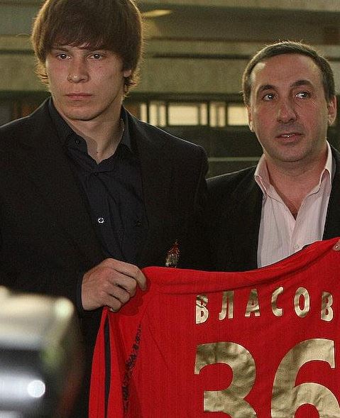 17 лет назад Россия выиграла юношеский Евро! Рассказываем, как сложилась карьера парней Колыванова