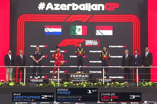 Леклер и Ферстаппен перепутали места на подиуме Гран-при Азербайджана