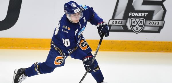 Михайлис перешёл в «Металлург», Дронов принял квалификационное предложение: Новости | Континентальная Хоккейная Лига (КХЛ)