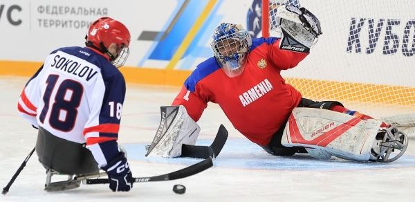 «Россия 2» обыграла Армению на старте Кубка Континента по следж-хоккею: Новости | Континентальная Хоккейная Лига (КХЛ)