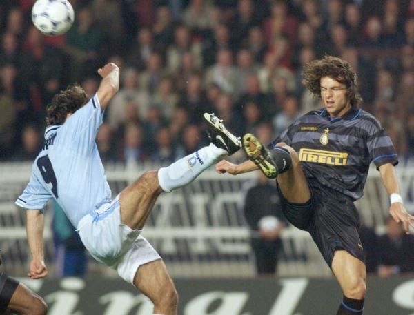 Трех команд от Италии в финалах еврокубков не было с 1998-го. Время великого Роналдо в «Интере», Зидана – в «Юве», Манчини – в «Лацио»