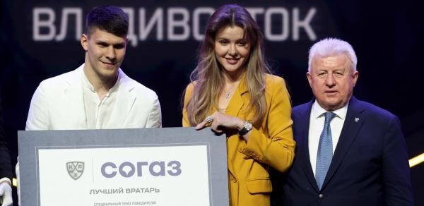 Никита Серебряков признан лучшим вратарём сезона 2022/2023: Новости | Континентальная Хоккейная Лига (КХЛ)