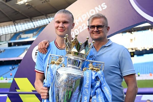 Чемпионская радость «Сити»: коридор от «Челси», загадочный коктейль Грилиша и счастье Холанда