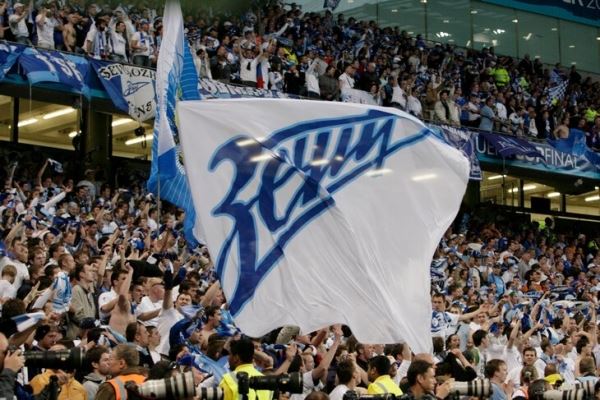 15 лет назад «Зенит» выиграл Кубок УЕФА. Вот как это было круто!