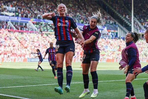 Суперкамбэк «Барсы» в финале ЛЧ – женской! Вырвали трофей с 0:2 за тайм