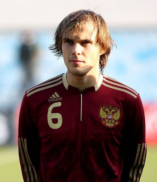 17 лет назад Россия выиграла юношеский Евро! Рассказываем, как сложилась карьера парней Колыванова