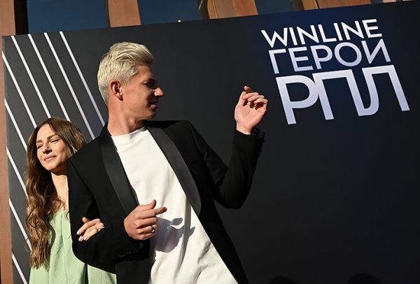 Стиль на итогах сезона РПЛ. Очень много смокингов, Бузова и гость из АПЛ