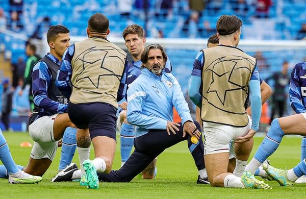 Кто вместе с Гвардиолой превратил «Сити» в доминатора? Внешняя копия Пепа, первый тренер Месси и даже консильери
