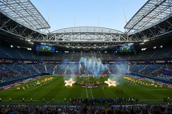 «Зениту» вручили кубок! Вся красота награждения и чемпионского парада 🏆